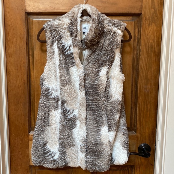 CAbi Aspen vest size Medium - Picture 3 of 4